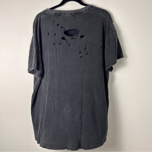 We the Free-Free People (M) Faded Black Oversized Distressed ShortSleeve T-Shirt - Picture 8 of 9